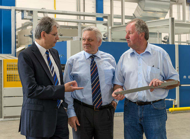Peter Tolksdorf Chief Technologist (left), Juergen Hanel Head of Technical Textiles Division (centre), Fred Vohsdahl, Manager of Monforts Advanced technology Center (right). 