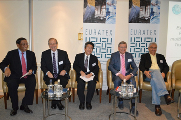 Justin Huang (Taiwan), Fernando Pimentel (Brazil), Hideshi Ueda (Japan) H. Bekke (IAF) and Rahul Mehta (India) (from left to right). © Euratex