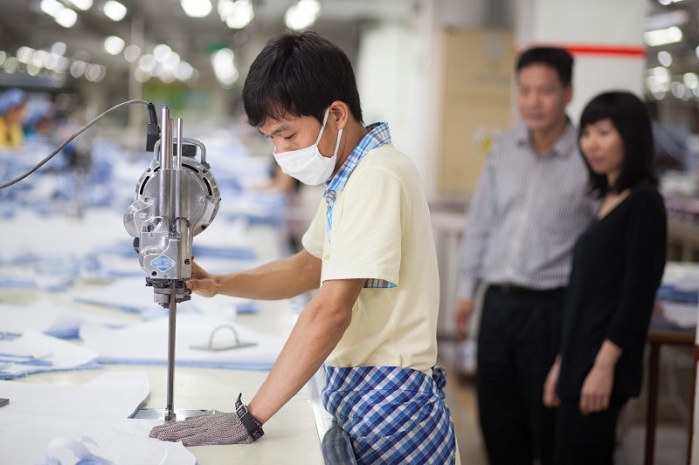This fully integrated company has a total of 59,000 employees and production locations in China, Vietnam, Malaysia, Sri Lanka and Mauritius, producing more than 100 million items of woven and knitwear clothing annually. © Oeko-Tex