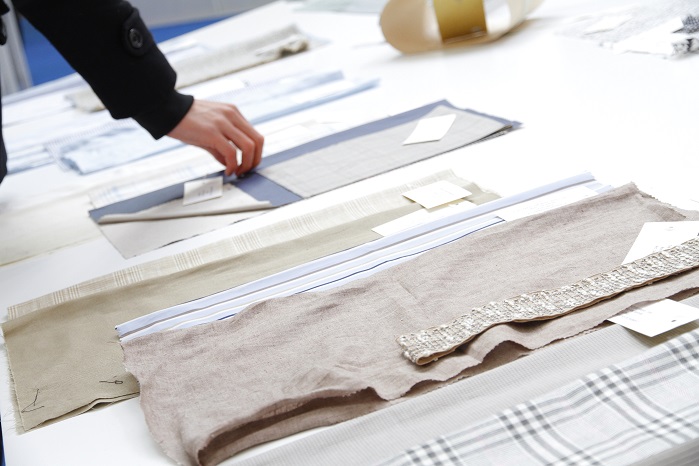 Fabrics on offer. © Messe Frankfurt / Intertextile Shanghai Apparel Fabrics ”“ Spring edition