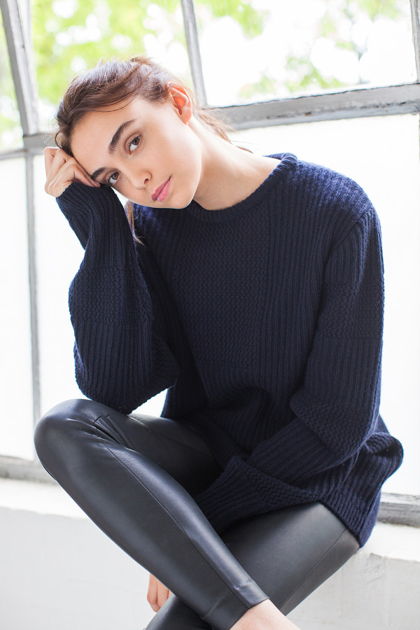 Genevieve Sweeney produces premium British knitwear, utilising yarn sourced from Italy, Yorkshire and small micro-mills that specialise in custom yarns. © Genevieve Sweeney 
