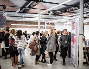 Exhibitors presented their latest collections to nearly 1,000 visitors. © Tissu Premier  