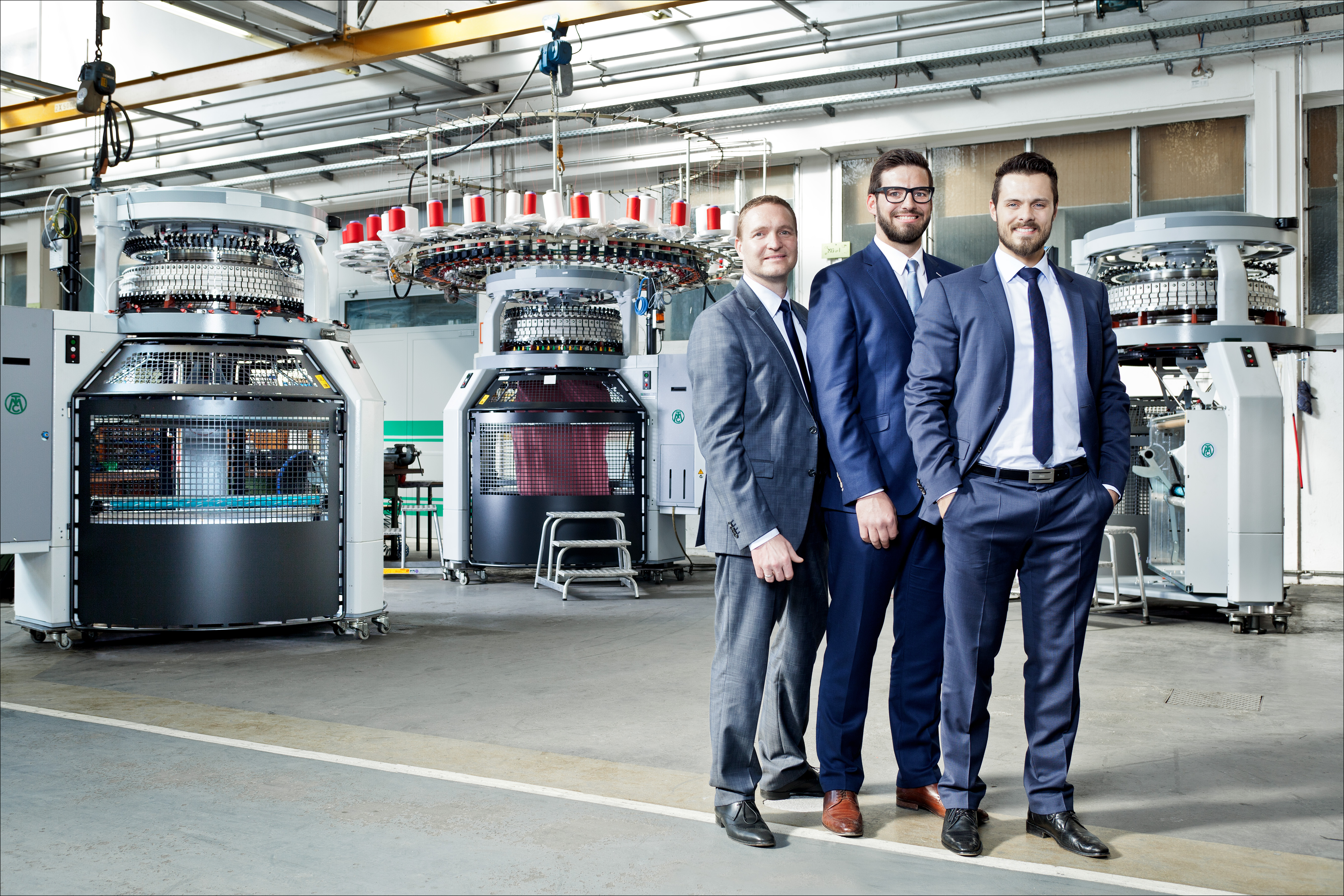 A young management team at the helm of a long-established company: managing directors Benjamin Mayer (right) and Marcus Mayer (left) are the fourth generation of the owner family to run the company. They are assisted by Sebastian Mayer (centre). Photo: www.hepp-fotografie.de