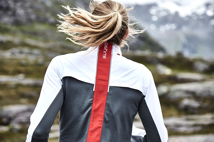 Ashmei is a UK based sports brand that produces top quality running and cycling apparel made with Australian Merino wool. © The Woolmark Company/Ashmei