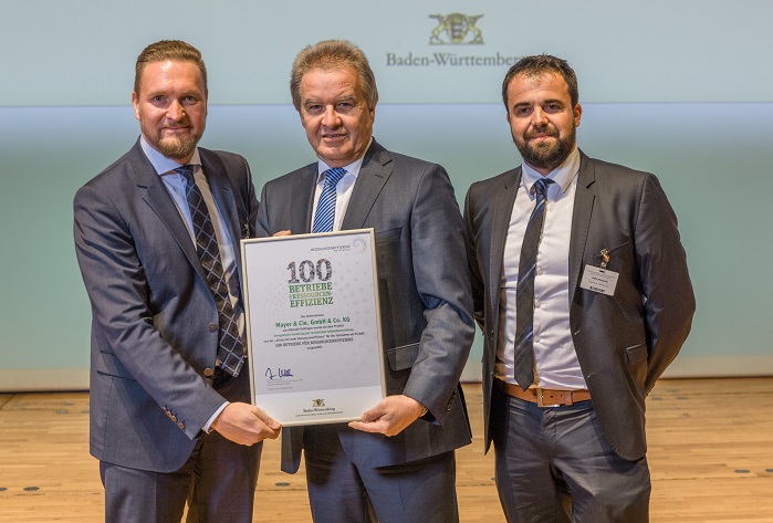 Franz Untersteller, Minister for the Environment, Climate Protection and the Energy Sector, presented the award at the Resource Efficiency and Recycling Congress held in Stuttgart on 18 and 19 October 2017. © Mayer & Cie.