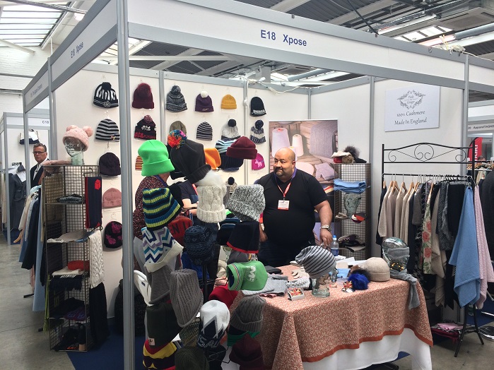 Xpose exhibited its range of knitted accessories. © Knitting Industry