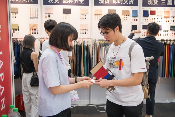 Exhibitors attracted 13% more trade buyers this time. © Messe Frankfurt/ Intertextile Pavilion Shenzhen 