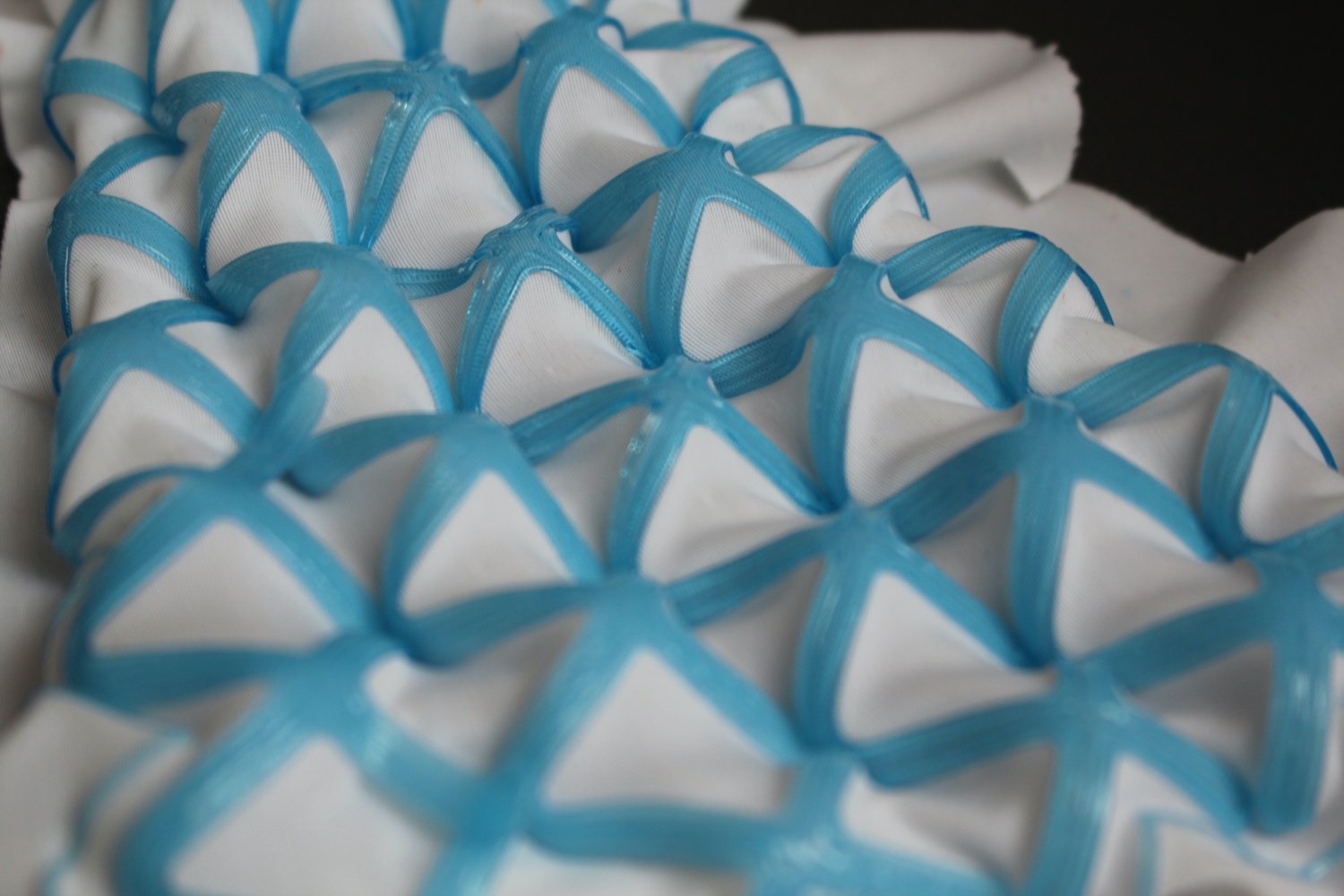 Example of 3D printed warp knitted fabric. © Karl Mayer
