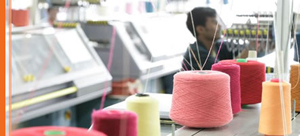 Flat knitting at Floreal Knitwear