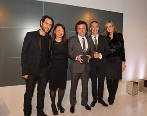 YeÅŸim’s CEO Senol Åžankaya was presented with the award by Angela Ahrendts, CEO of Burberry just a few days ago during Burberry’s global Producers Meeting in London. YeÅŸim has been producing for Burberry since 2007.