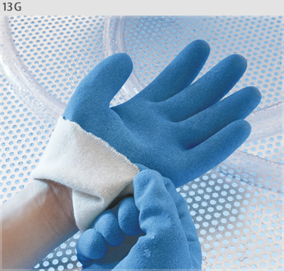 13 gauge SFG-I glove - Very tight stitches between the fingers make them suited for use as coated turn gloves. Image: Shima Seiki.