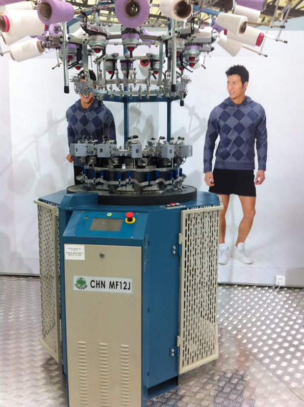 New bodysize continuous fabric machines from Santoni