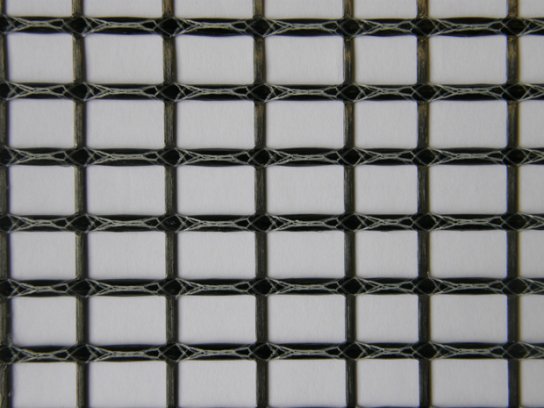 Textile made from carbon filament yarns for reinforcing concrete (© TU Dresden)
