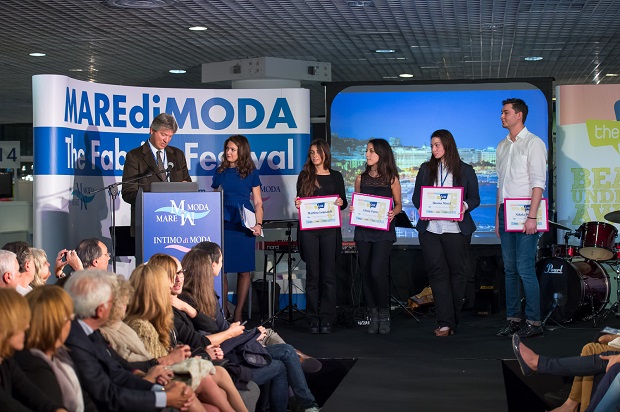The Link contest winners are Marina Dorofeeva of the Marangoni School for beachwear and Nikola Petrovic from Fashion school Academy of Luxury of Belgrade. ©Maredimoda 