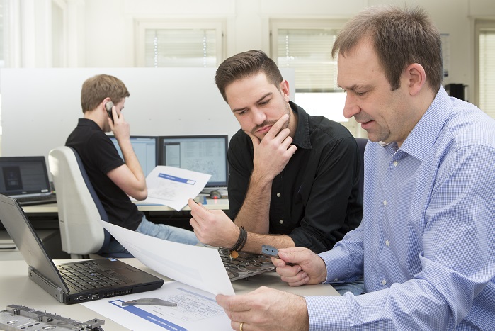 If complicated requests occur the Stoll Helpline may also ask its development department for their support. © H. Stoll GmbH & Co. KG 