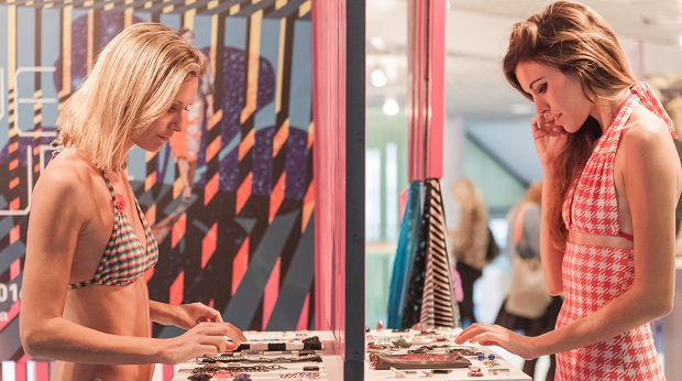 The exhibition provides the perfect timing to present a preview of fabric collection and an opportunity for the 14 European producers to test the potential of the American market. © MarediModa
