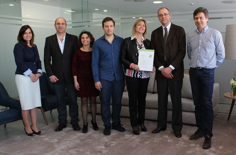 From left to right: Silvia Tarrio (Malhas Sonix), Braz Costa (CITEVE), Maria JosÃ© Carvalho (CITEVE), Samuel Costa (Malhas Sonix), ConceiÃ§Ã£o Dias (Malhas Sonix), Georg Dieners (Oeko-Tex General Secretary), JoÃ£o Alberto Ferreira (Malhas Sonix) © Oeko-Tex