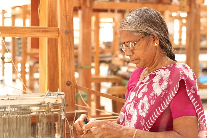 Handloom factory worker. © Supplycompass 