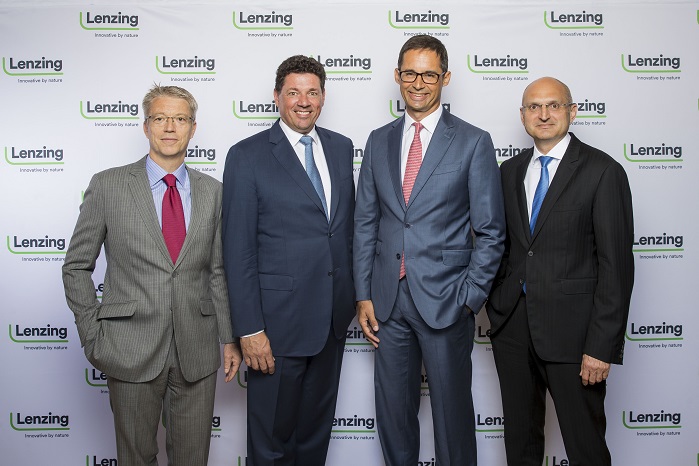 Management Board ”“ Lenzing Group Heiko Arnold, CTO Robert van de Kerkhof, CCO Stefan Doboczky, CEO Thomas Obendrauf, CFO. © Lenzing AG