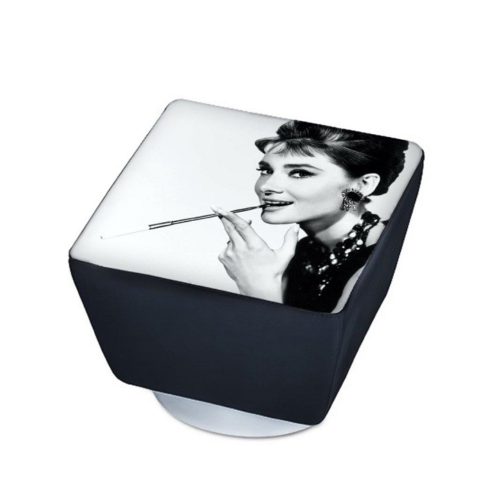Forever Shining Stars Pouff, Audrey Hepburn. © Carvico