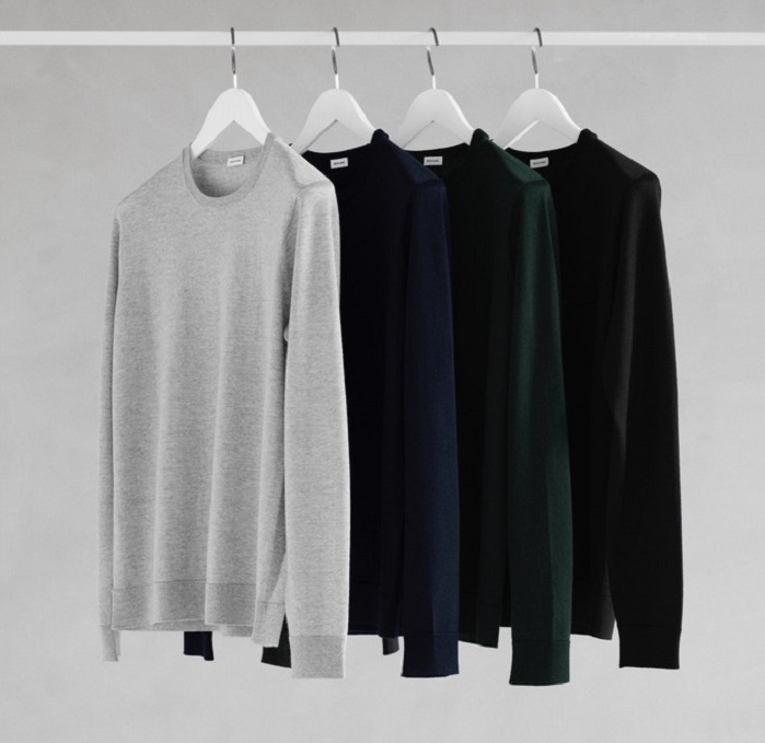 Zero Waste pullover is available in light grey, navy blue, green forest and true black. © Son of a Tailor 