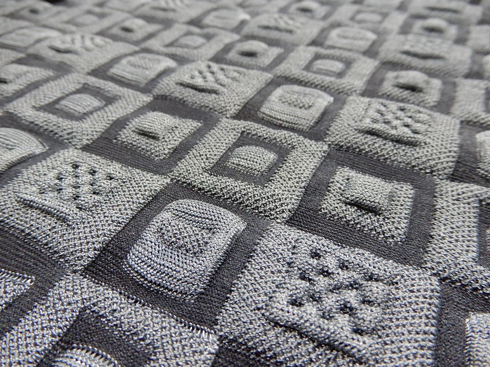 4D Knit fabric. © Karl Mayer