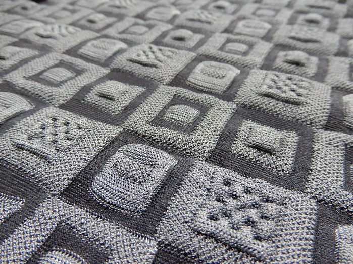 4D Knit fabric. © Karl Mayer