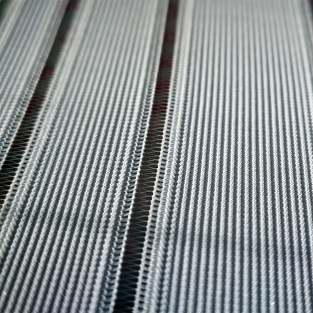 Effective production of elastic tapes with different widths. © Karl Mayer.