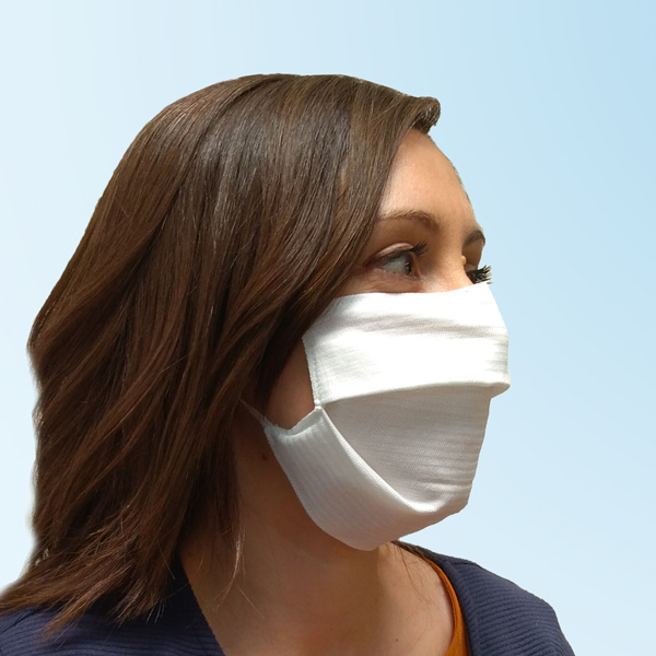 Reusable face mask made on Comez machines. © Comez.