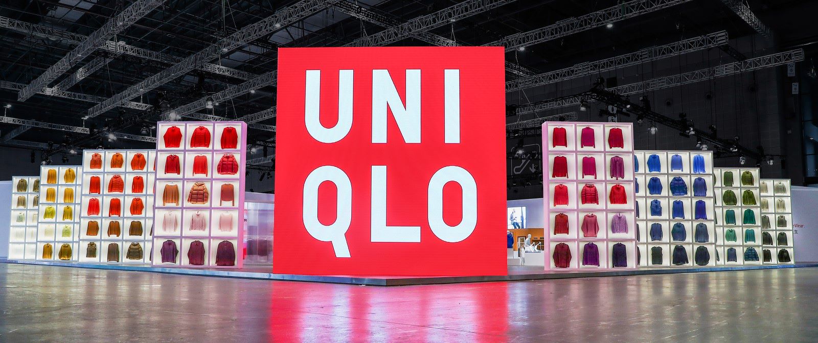 © UNIQLO.