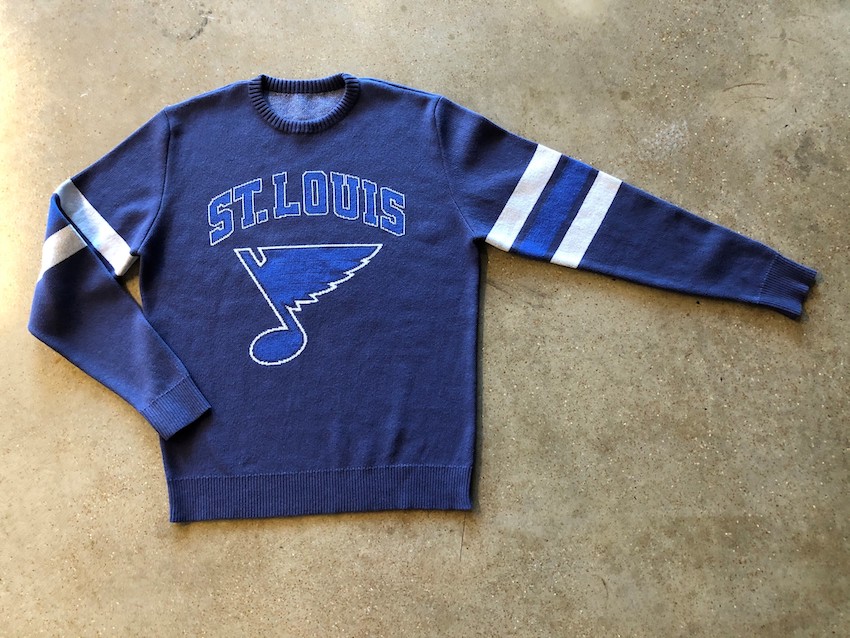 Blues fans can stay warm and show their colours this winter. © Evolution St. Louis.