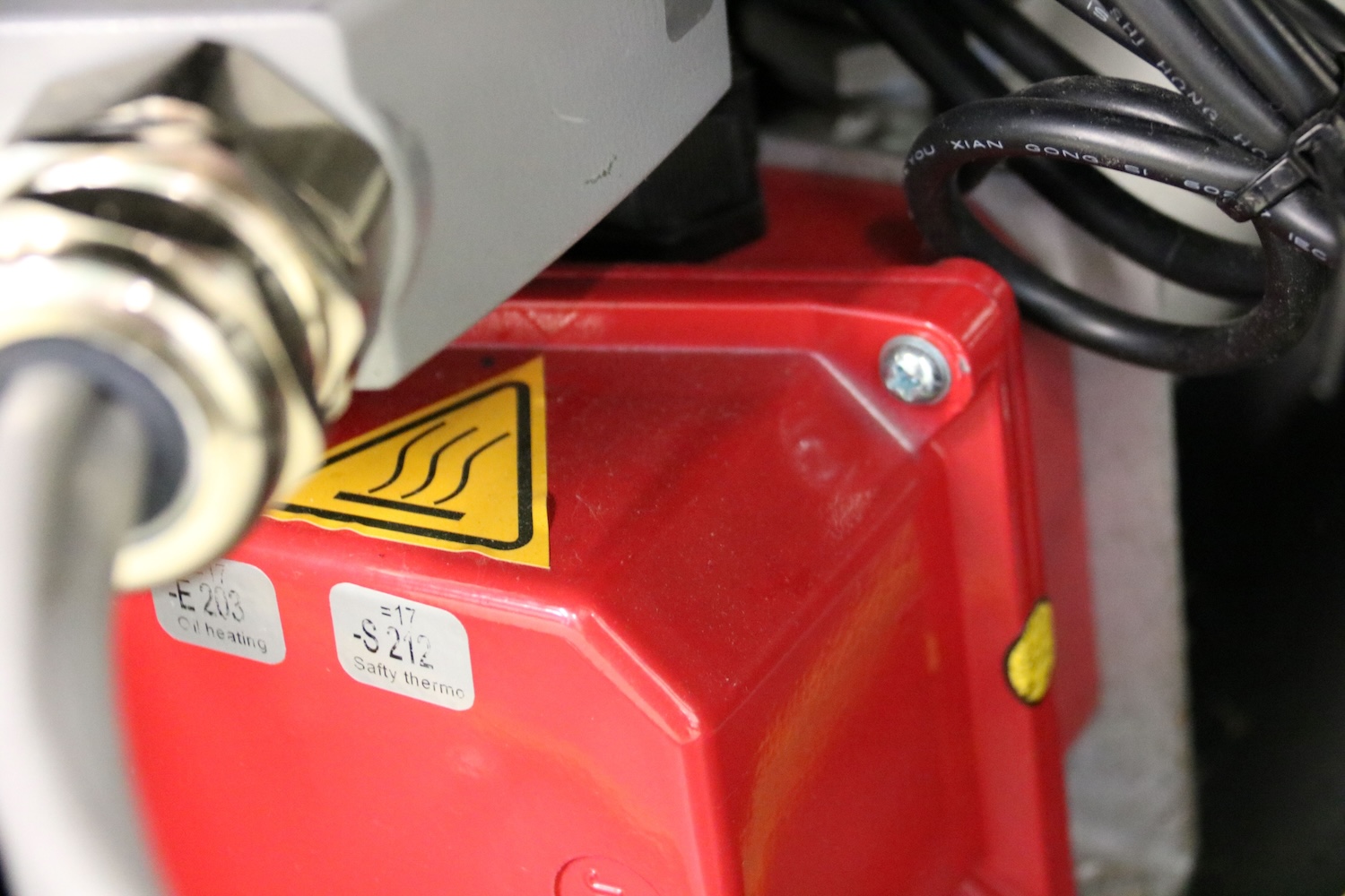 Machine heating. © Karl Mayer Group