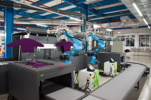 Process digitalisation is strengthened at different manufacturing processes. © Crystal International Group