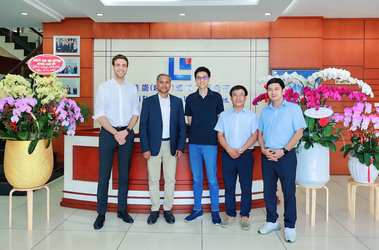 The Trützschler team visited Adrian Song (Vice Chairman of Mei Sheng, center) at the company’s factory in Ba Ria Vung Tau province, Vietnam. From left to right: Benjamin Mund (Regional Sales Manager at Trützschler), Umesh Kalyanappa (Managing Director of Trützschler Vietnam), Nguyen van Hieu (Sales Engineer for Trützschler’s local service agency, Tam Lien) and Nguyen Huy Hoang (Director of Tam Lien). © Trützschler Card Clothing GmbH