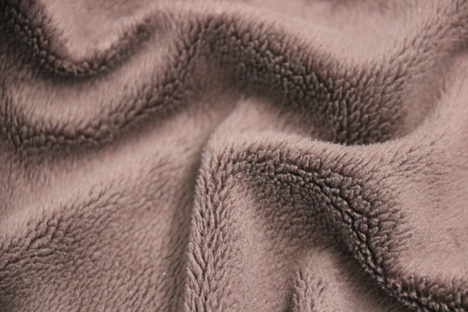 Warp knitted fake fur fabric. © Karl Mayer