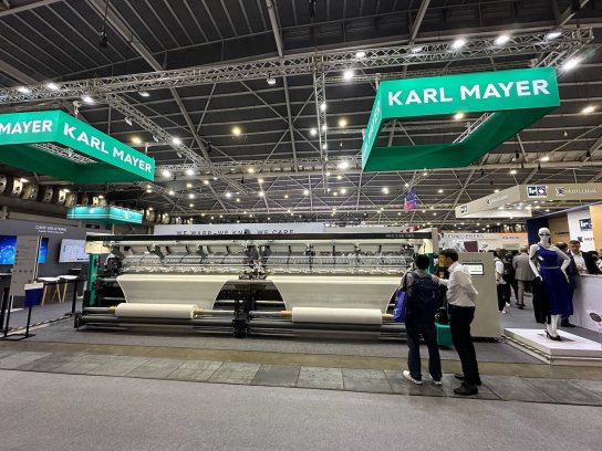 Karl Mayer’s new HKS 2-SE TWO on show at this week’s ITMA Asia + CITME 2025 in Singapore. © Karl Mayer