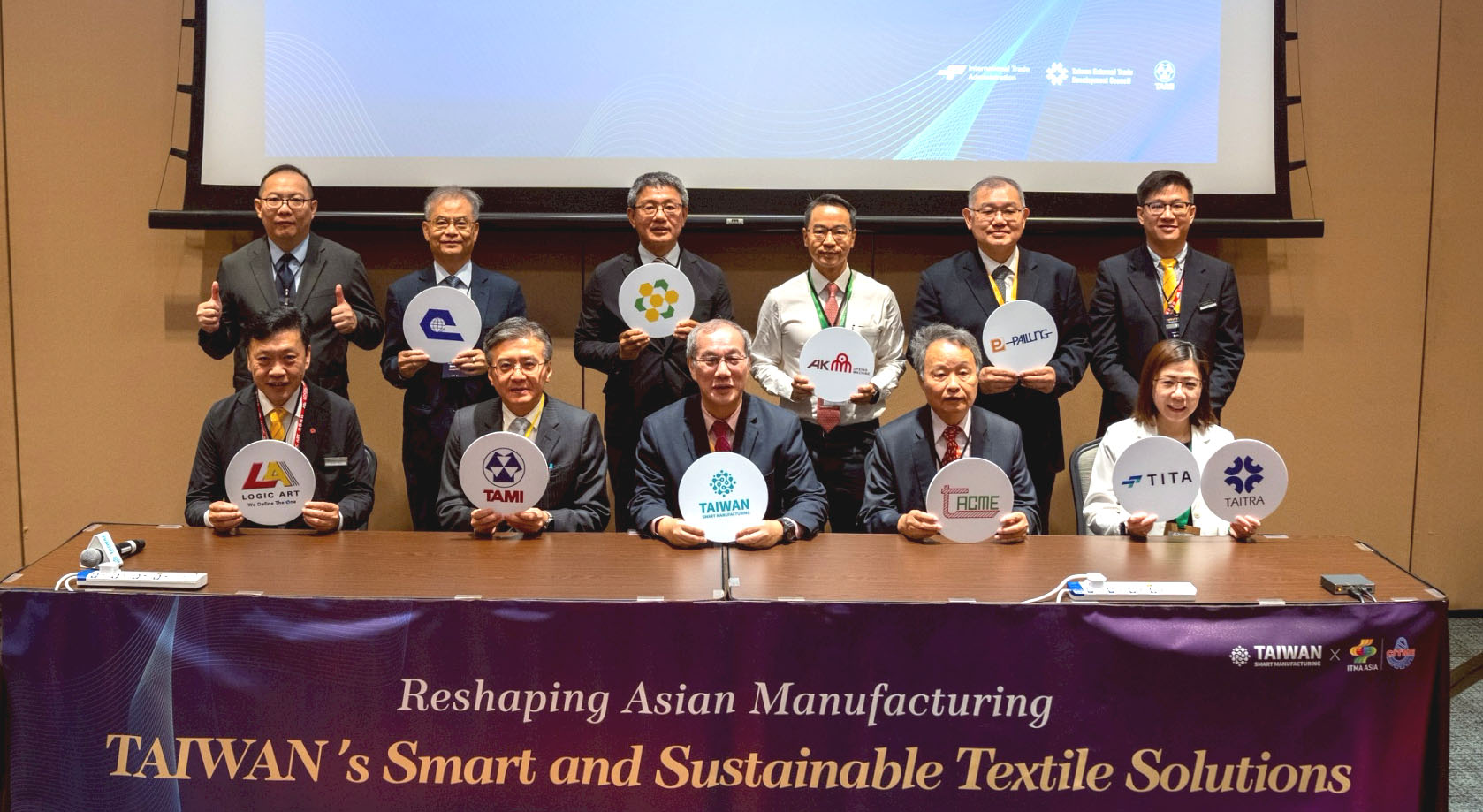 Speakers from the six Taiwan companies in Singapore. © TAITRA Speakers from the six Taiwan companies in Singapore. © TAITRA